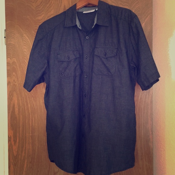 Men’s short sleeve button up shirt - Picture 1 of 4